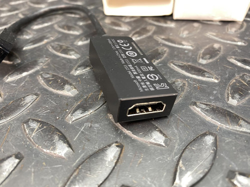 Microsoft 1553 Surface 3, Pro, Pro 2,, Pro 3, Mini DisplayPort to HD AV Adapter