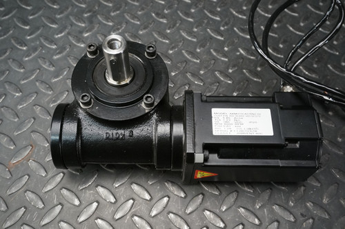 Kollmorgen Servomotor AKM31H-ACSN2-02 With BJ Gear 90º Worm Drive