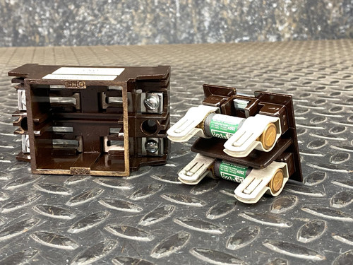 Cutler-Hammer PFS3322 Pullout Switch, 30A, 250V - Unused