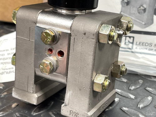 Leeds & Northrup 2610-102-12-0-01-000 Differential Pressure Transmitter