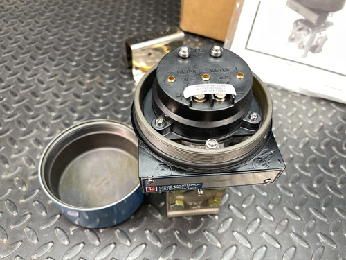 Leeds & Northrup 2610-102-12-0-01-000 Differential Pressure Transmitter