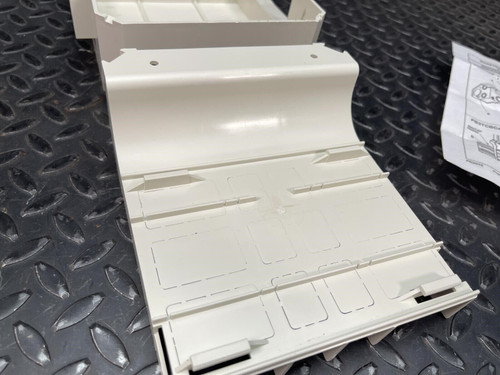 Hubbell PB3TCBCA Mediatrak Multi-Channel Tee Fitting