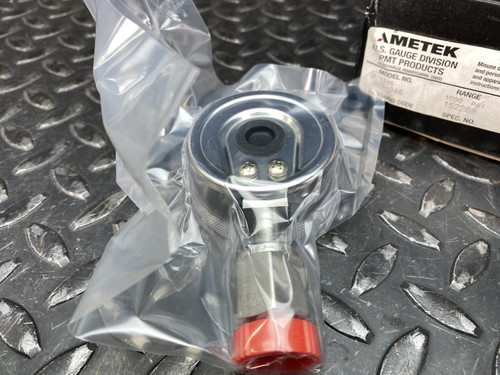 Ametek P1535 Corrosion Resistant Gauge 1000 PSI 2" Face 1/4" LMF Connector