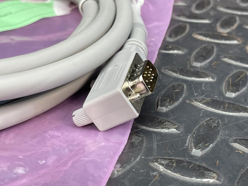 Hewlett Packard HP Agilent M1181-61695 3 Meter, Right Angle XGA Video Cable