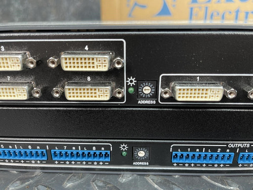 Extron SMX Series Controller 8 x DVI-D Input, 4 X DVI-D Output, 8x4 Stereo Audio