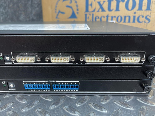 Extron SMX Series Controller 8 x DVI-D Input, 4 X DVI-D Output, 8x4 Stereo Audio