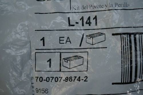 3M L-141 Knob and Pivot Kit for L-Series Face Shield