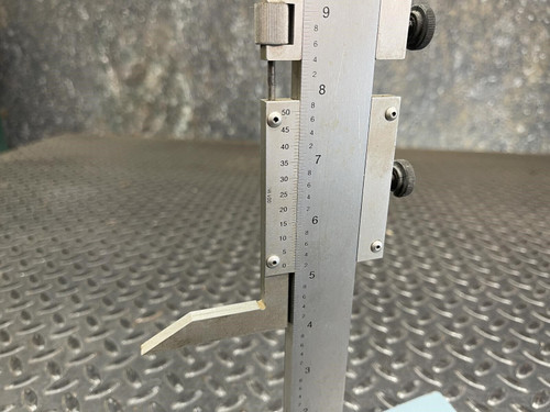 Brown & Sharpe No. 576 Vernier Height Gage 14"