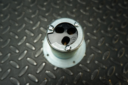 Hubbell 3776 Twist-Lock Inlet Three Wire 250/600V 50A