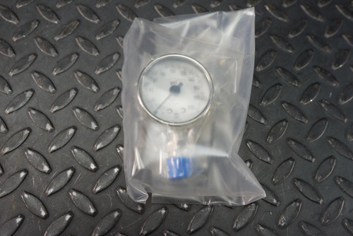 Ametek P 1535 Corrosion Resistant Gauge 200 PSI 2" Face LMM Connector