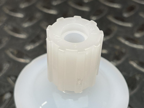 Lot of 5 Entegris Fluoroware WTA8-32PFN-1 Flared Fused Adapter