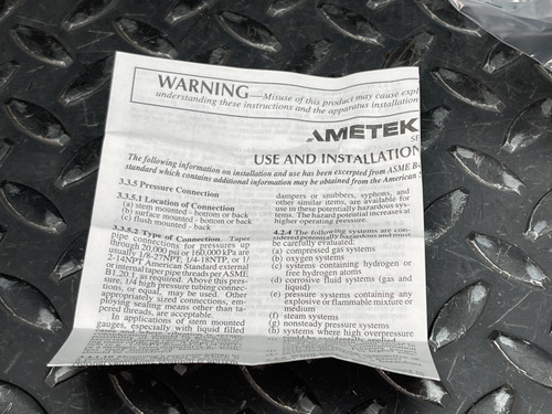 Ametek P 1535 Corrosion Resistant Gauge 200 PSI 2" Face CBM Connector NEW