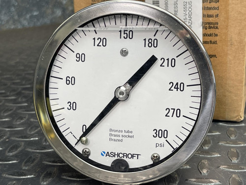 Ashcroft 45-1009-A-02B-300# Silicon Filled Gauge 0-300 PSI 4-1/2" Face 1/4"NPT