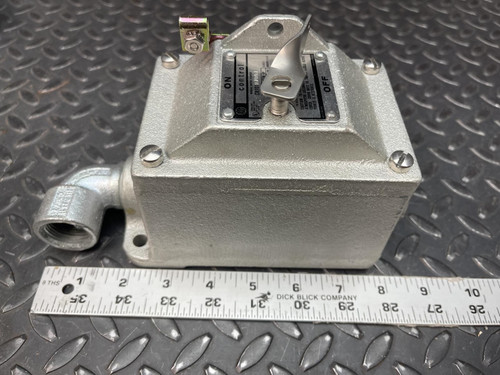 Crouse-Hinds EDSC271 GE CR101, On/Off Control, 115VAC, Appleton ECC755RH