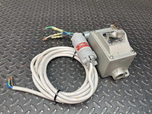 Crouse-Hinds EDSC271 GE CR101, On/Off Control, 115VAC, Appleton ECC755RH