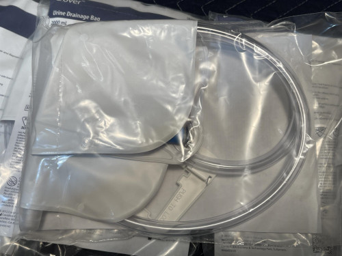 Lot of 5 Covidien Dover 2000 mL Urine Drainage Bag -Unused