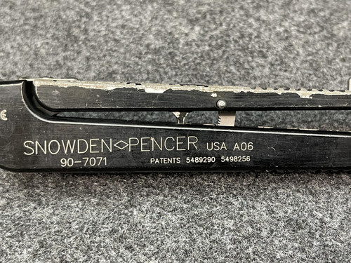 Snowden-Pencer Diamond-Jaw Flat Nose Dissector 90-7071