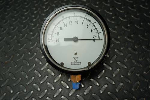 Ashcroft 45-1188A-02L-20/0-IWV/M 20" H20 / 37 MM HG 4.5" Gauge 1/4" NPT -Unused