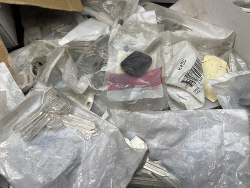 PC+ Flash Computerized Code Cutter & Key Duplicator w/ Tons of Blanks