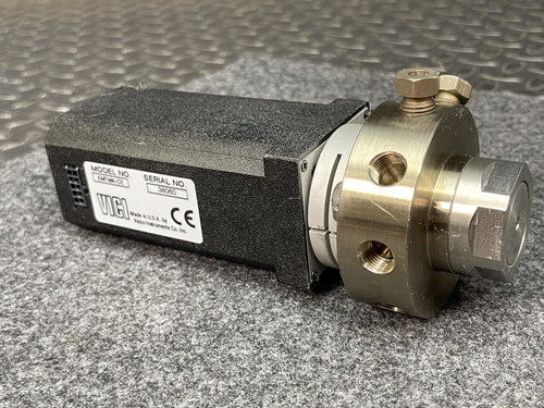 Vici Valco EMTMA-CE Microelectric Valve Actuator w/ 8 Port Pump Head ADX0420