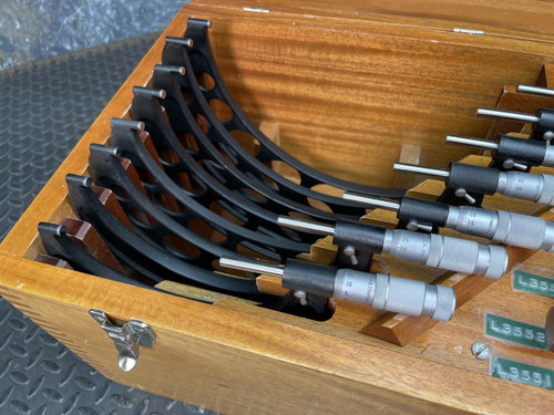 Brown & Sharpe 12 Piece Outside Micrometer Set 0-12" (Metric)