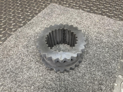 TB Woods 7JES EPDM Split and 7SX1 1/8 1 1/8" Bore Sure Flex Flange Coupling