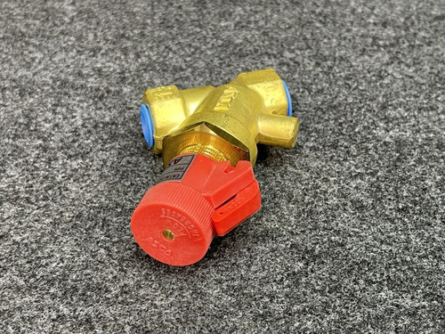 Lot of 2 ASCO V022A1 1/4 Flow Control Valve 1/4" Pipe