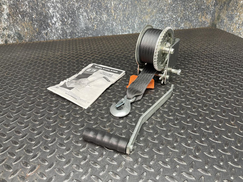 Dutton-Lainson DL1402A Medium Duty Pulling Winch w/ 20 Ft Strap, 1400 Lb, Unused Dutton-Lainson DL1402A