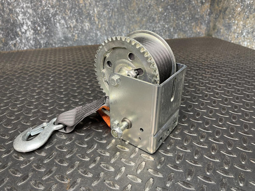 Dutton-Lainson DL1402A Medium Duty Pulling Winch w/ 20 Ft Strap, 1400 Lb, Unused