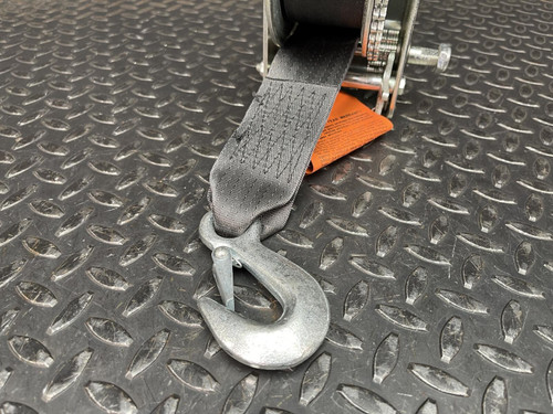 Dutton-Lainson DL1402A Medium Duty Pulling Winch w/ 20 Ft Strap, 1400 Lb, Unused