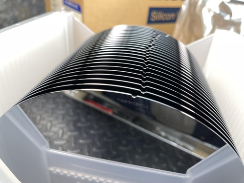 25 SEH 200mm P/Boron Silicon Wafer CZ Polished in 2 Cassettes