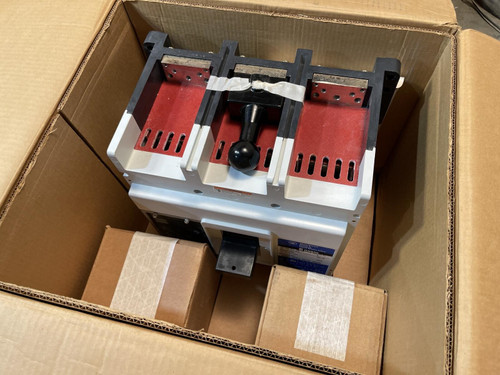 Westinghouse, Cutler-Hammer RD316T66W Circuit Breaker, 600 VAC, 3 Pole, 1600 Amp