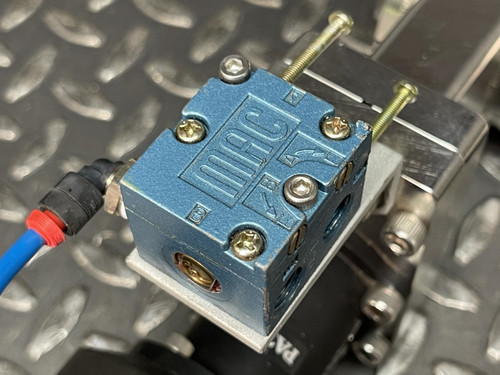 MDC GV-1500V-P-03 Pneumatic Gate Valve 1.5" UHV