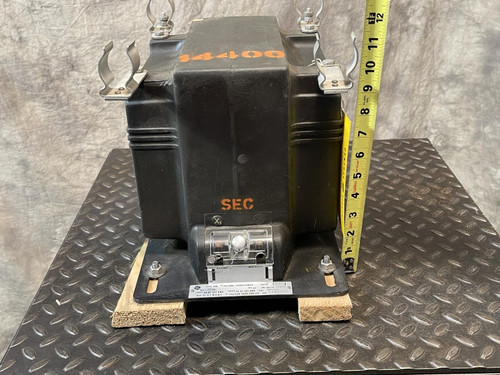 General Electric JVM-5 Potential Transformer, 685X41, 14400 Volt -Unused