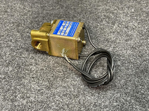 Valcor Scientific SV94P19C6 Solenoid Valve -Unused