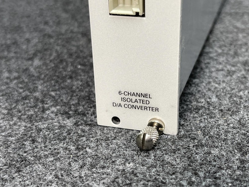 National Instruments SCXI-1124, 6-Channel Isolated DA Converter