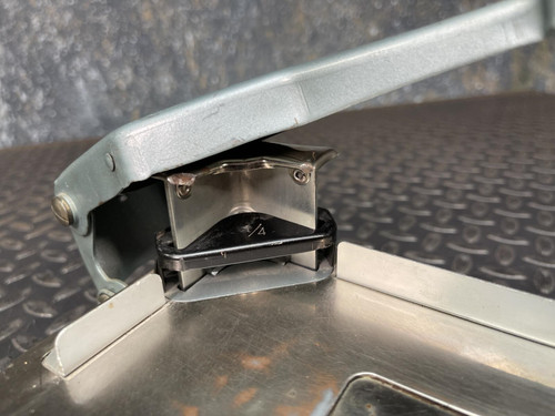 Lassco Corner Rounder Model 20 w/ 1/4" Die