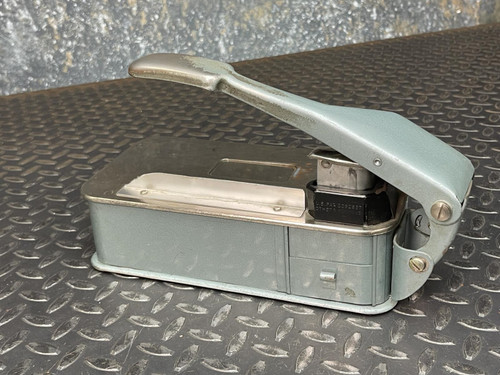 Lassco Corner Rounder Model 20 w/ 1/4" Die