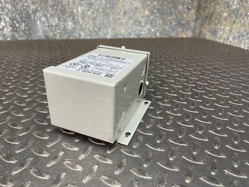 Square D 100SV46A Transformer 120x240V Primary, 16/32V Secondary, KVA: 0.10