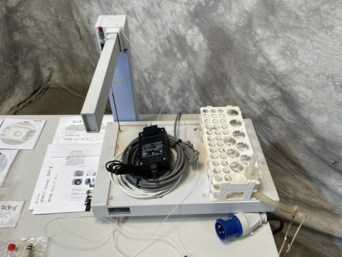 Perkin Elmer Optima 7300 DV ICP-OES Spectrometer w/ AS 93Plus Autosampler