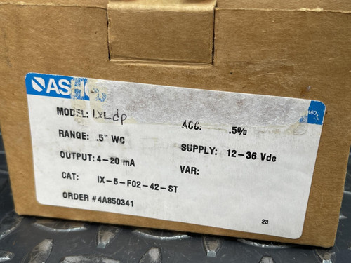 Ashcroft IXLDP Differential Pressure Transmitter Range 0.5"WC - Unused