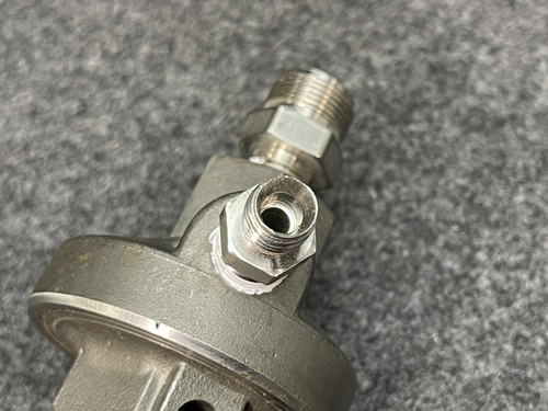 Cashco 1/4"NPT 1465 SST/SST/S1/ Valve, 5000 PSI In, 300 PSI Out -Unused