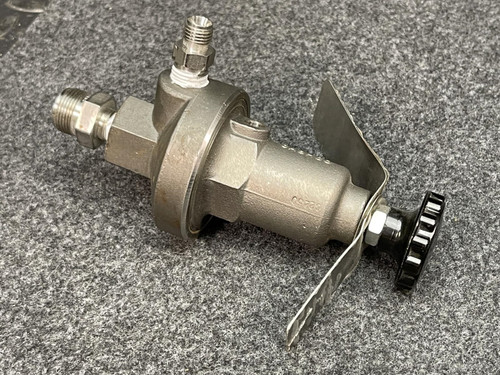 Cashco 1/4"NPT 1465 SST/SST/S1/ Valve, 5000 PSI In, 300 PSI Out -Unused