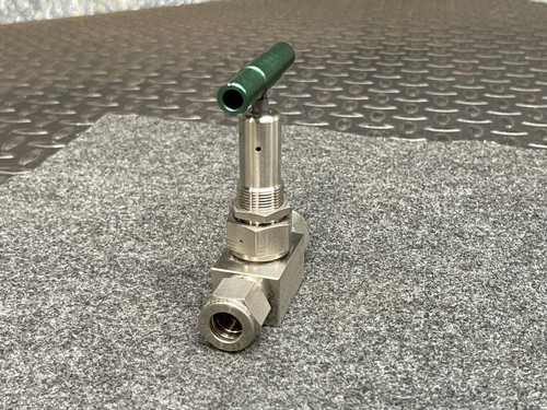 Swagelok SS-8BG Bellows Sealed Valve, SS, Gasketed, 1/2" Tube Fitting