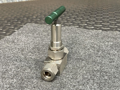 Swagelok SS-8BG Bellows Sealed Valve, SS, Gasketed, 1/2" Tube Fitting