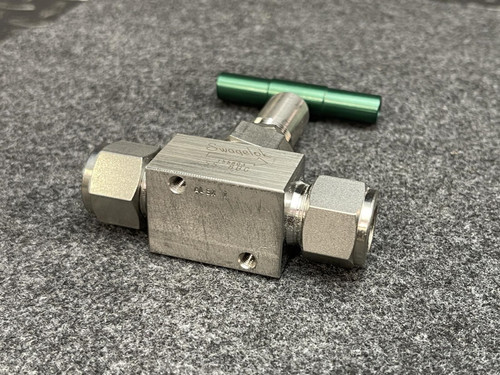 Swagelok SS-8BG Bellows Sealed Valve, SS, Gasketed, 1/2" Tube Fitting