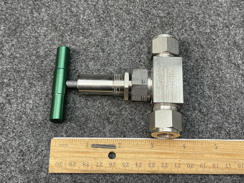 Swagelok SS-8BG Bellows Sealed Valve, SS, Gasketed, 1/2" Tube Fitting