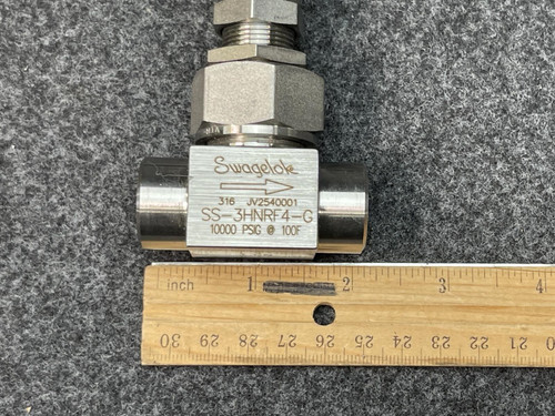 Swagelok SS-3HNRF4-G Needle Valve, 0.35 Cv, 1/4 in. FNPT, Regulating Stem, SS