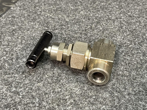 Swagelok SS-3HNRF4-G Needle Valve, Regulating Stem, SS 0.35 Cv, 1/4 in. FNPT