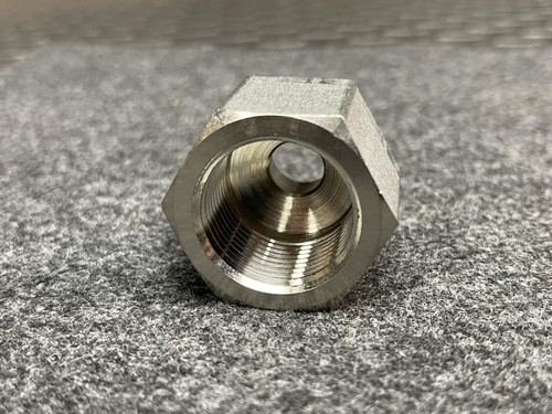 Lot of 2 Swagelok 1" Female to 1/2" Male Connector Fitting Coupling -Unused